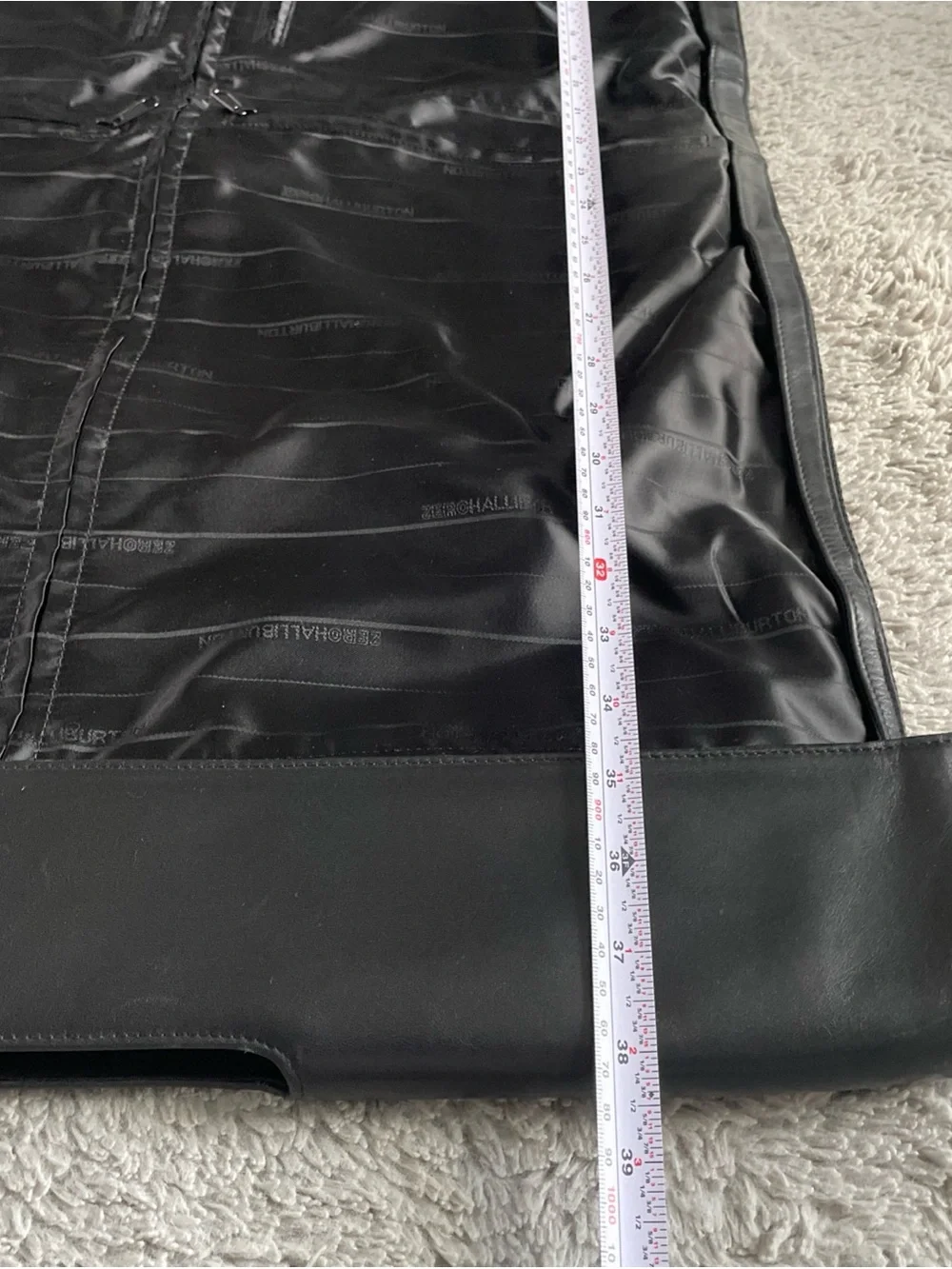 Zero Halliburton Garment Bag Case Suit Cover Black Nylon Carry On Carrier EUC!